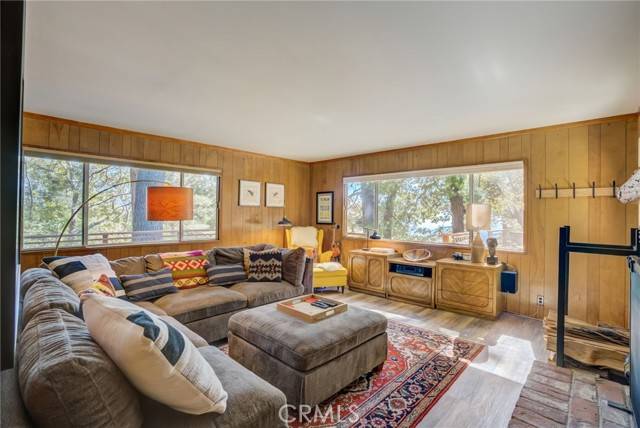 Rimforest, CA 92378,1206 Bridal PATH