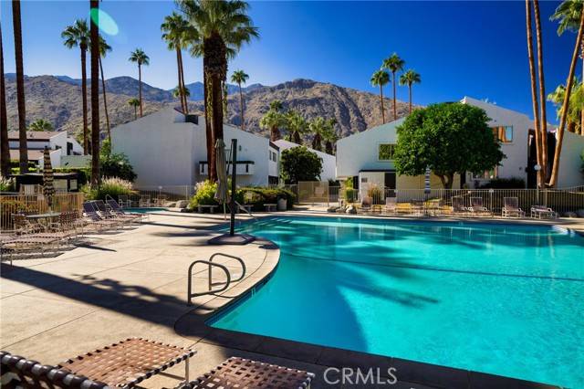 Palm Springs, CA 92264,1392 S Camino Real