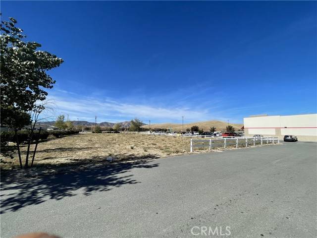 Tehachapi, CA 93561,408 N Mill ST