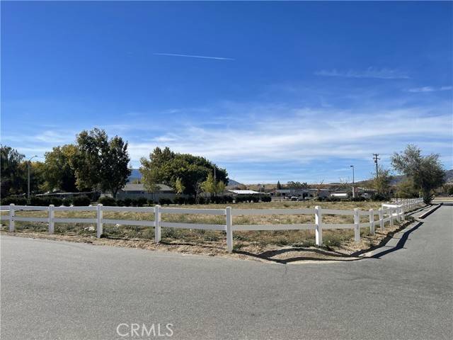 Tehachapi, CA 93561,408 N Mill ST