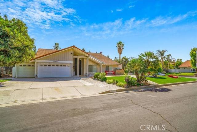 Chatsworth, CA 91311,10900 Tulsa LN