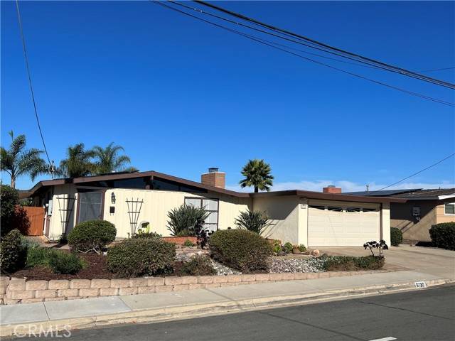 La Mesa, CA 91942,6130 Howell DR