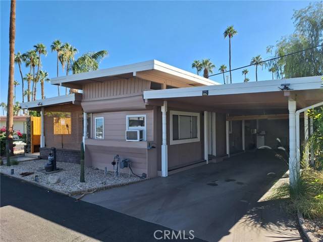 Palm Springs, CA 92264,180 Oasis