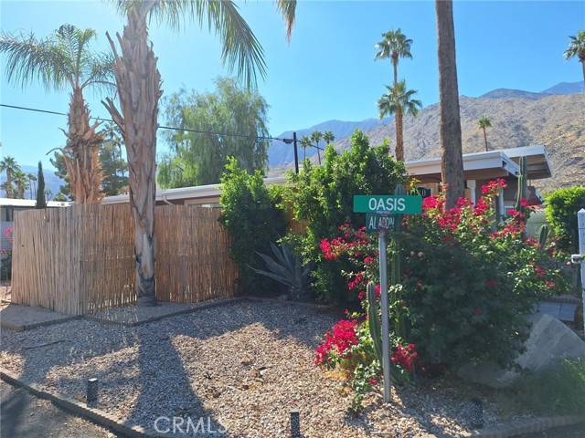 Palm Springs, CA 92264,180 Oasis