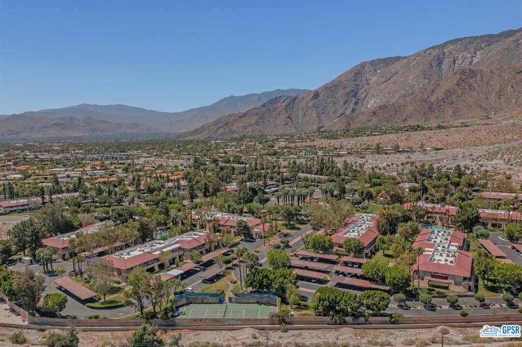 Palm Springs, CA 92262,2810 N Arcadia CT 111