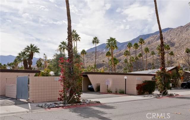 Palm Springs, CA 92264,121 E Twin Palms DR