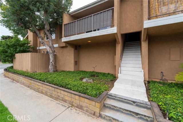 Huntington Beach, CA 92649,16861 Green LN