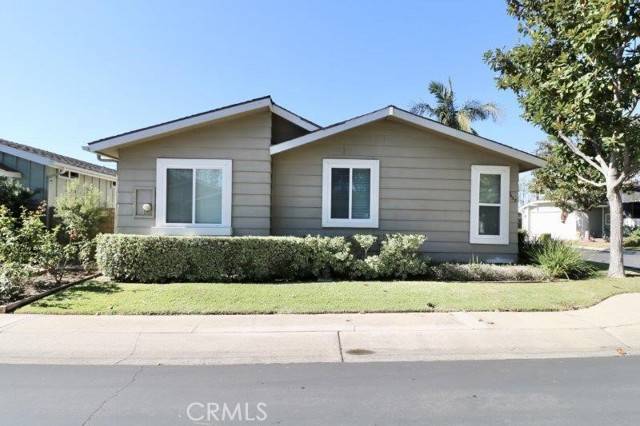 Santa Ana, CA 92705,2632 Forest Lake 11