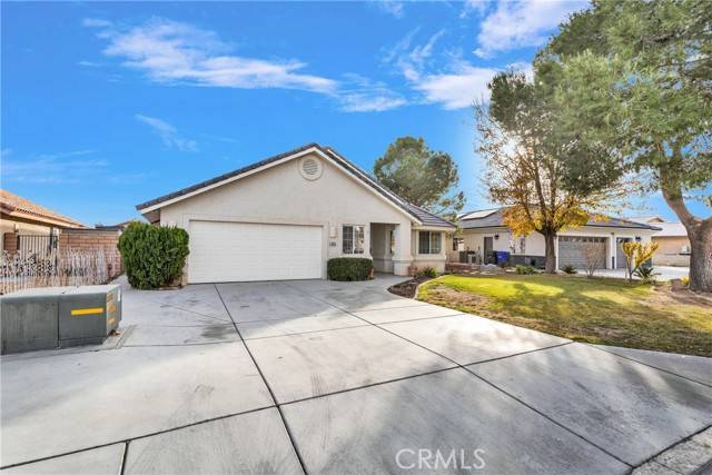 Helendale, CA 92342,14375 Hurricane LN