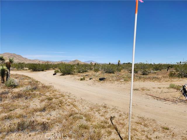 Lucerne Valley, CA 92356,2 AC Foothill RD