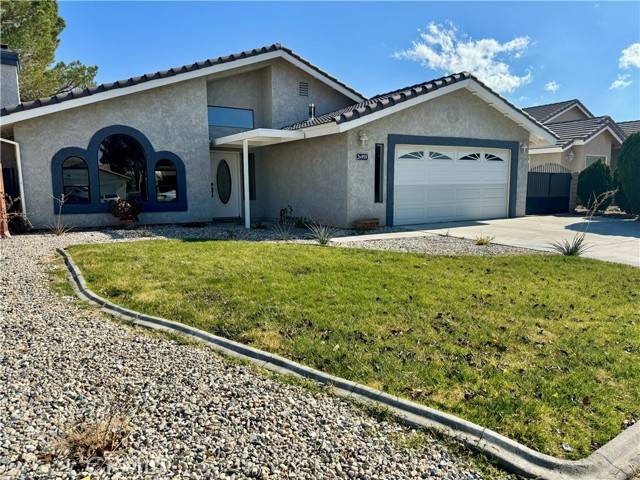 Helendale, CA 92342,26959 Silver LKS