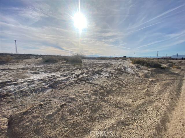 Salton City, CA 92274,2172 Lansing AVE