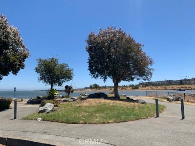 San Francisco, CA 94124,92 Evans AVE