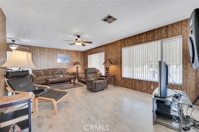 Chatsworth, CA 91311,21001 Plummer ST 113