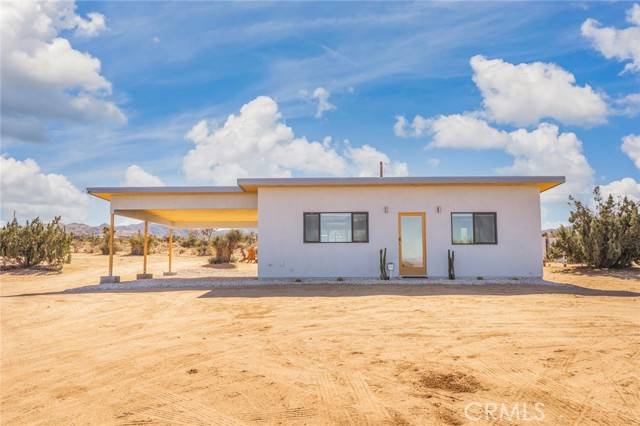 Yucca Valley, CA 92284,59149 Desert Gold DR