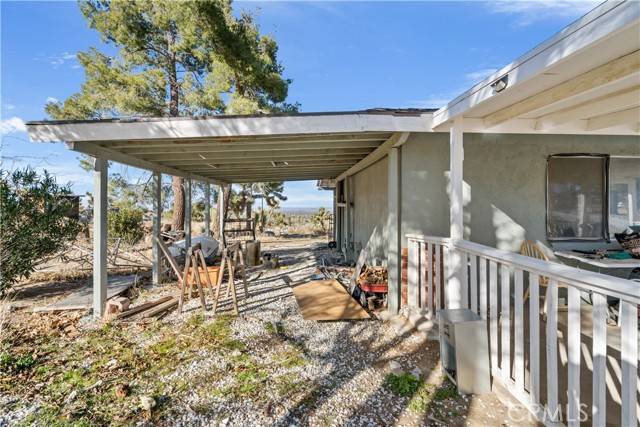 Pinon Hills, CA 92372,590 Smoketree RD