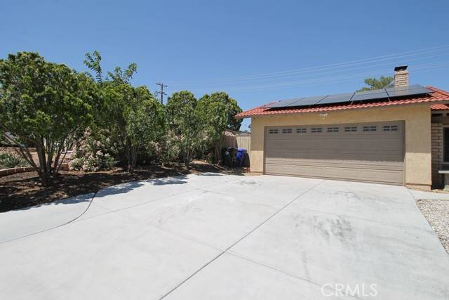 Barstow, CA 92311,2057 Barcelona CIR