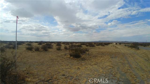 Phelan, CA 92371,19 AC Eaby RD