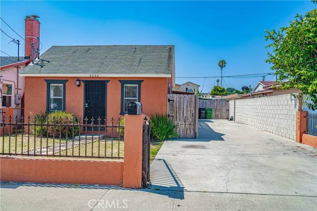 Lawndale, CA 90260,4534 W 167th ST