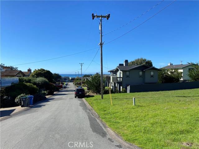 Cambria, CA 93428,395 Ivar ST