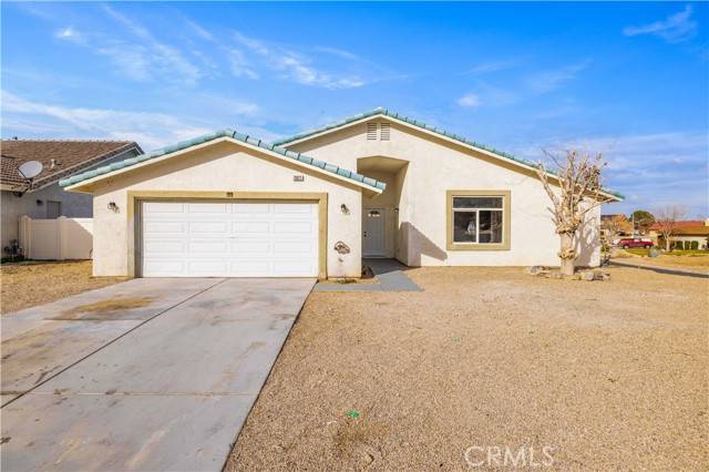 Helendale, CA 92342,13812 Windward LN