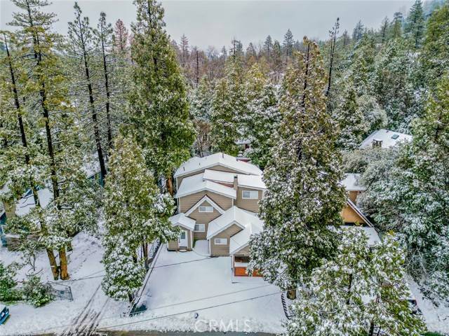 Crestline, CA 92325,707 Rocky LOOP