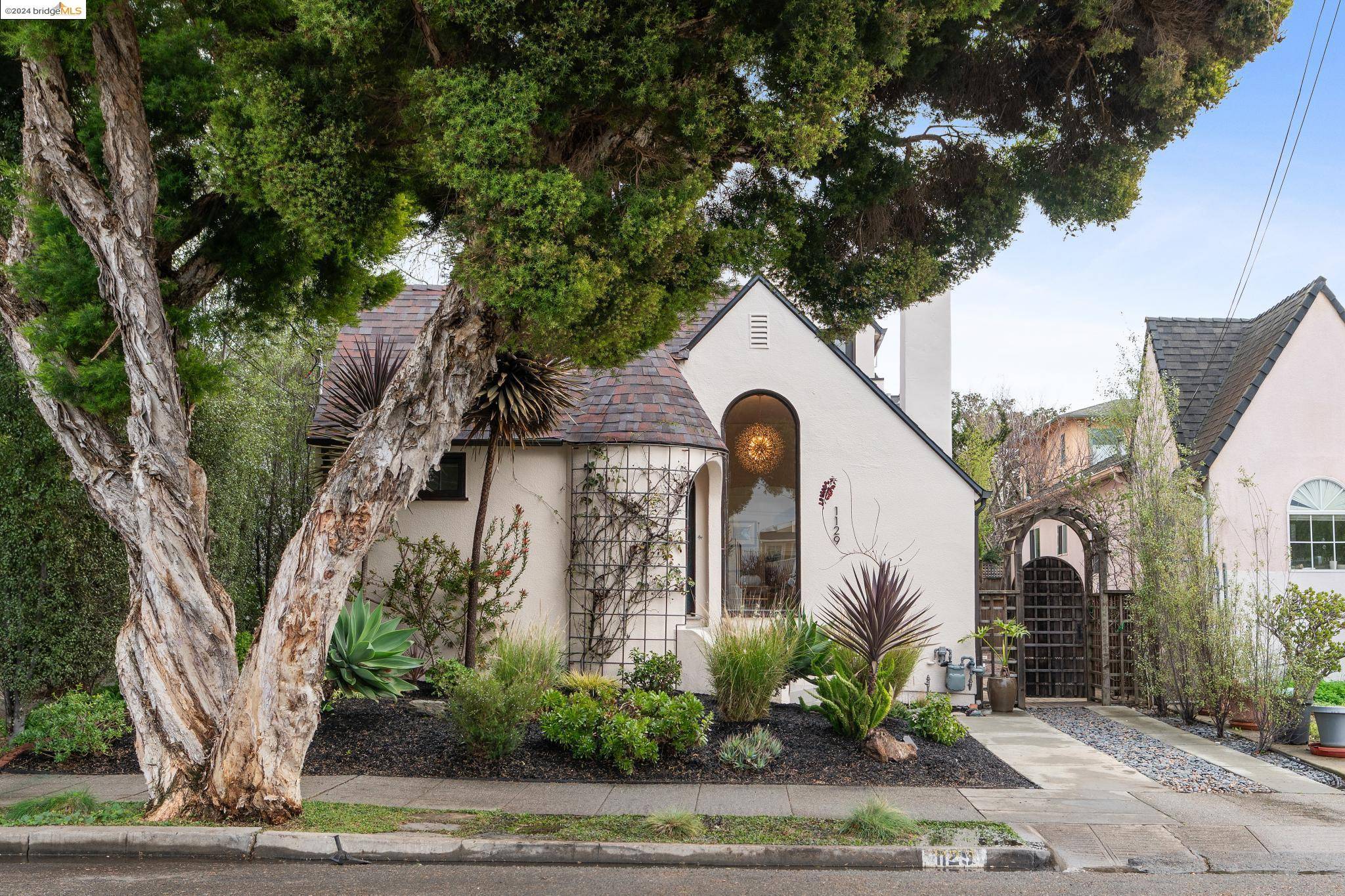 Albany, CA 94706,1129 Curtis St.
