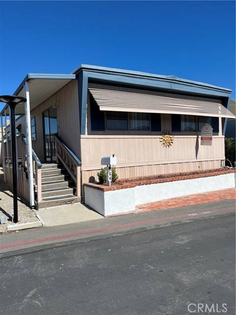 Chatsworth, CA 91311,20652 Lassen ST 64