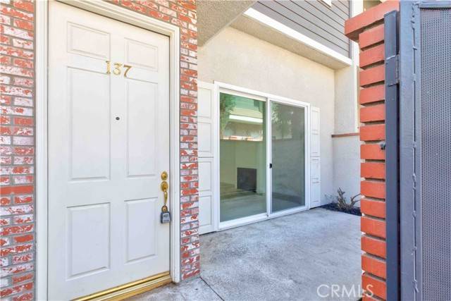 Chatsworth, CA 91311,10201 Mason AVE 137