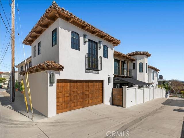 Corona Del Mar, CA 92625,219 Poppy AVE