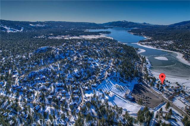 Big Bear Lake, CA 92315,42770 Big Bear BLD