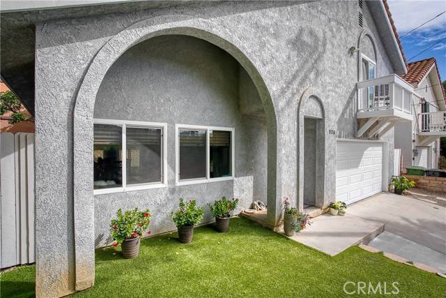 Chatsworth, CA 91311,9216 Notre Dame AVE