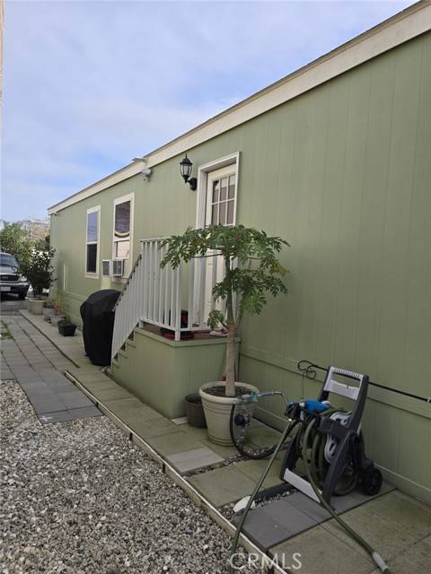 Paramount, CA 90723,8052 Alhambra AVE A-4