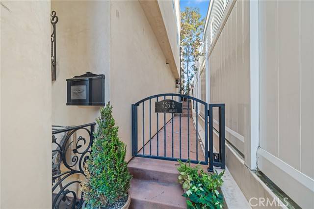 Corona Del Mar, CA 92625,426 1/2 Acacia AVE