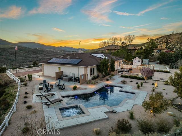 Leona Valley, CA 93551,9753 Elizabeth Lake RD