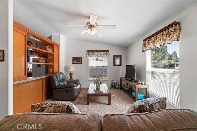 Chatsworth, CA 91311,11401 Topanga Canyon BLD 33