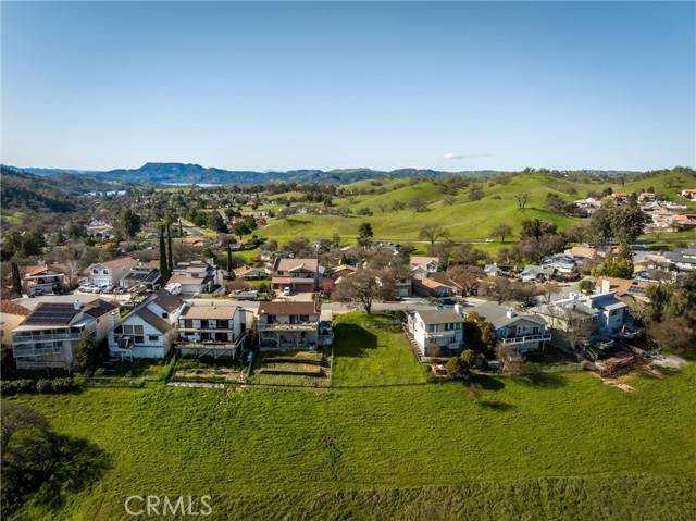 Paso Robles, CA 93446,5042 Meadow Lark LN