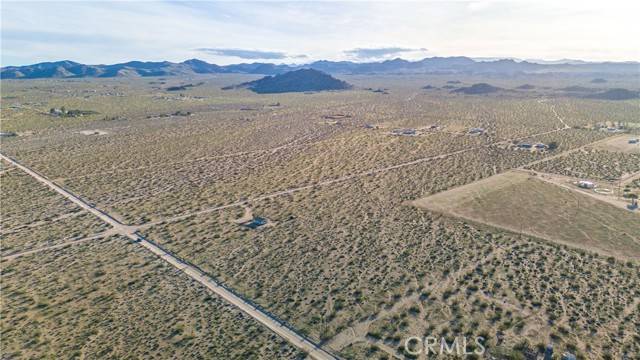 Landers, CA 92285,0 Dusty Mile RD