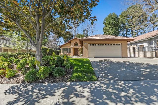 Saugus, CA 91350,21838 Jeffers LN