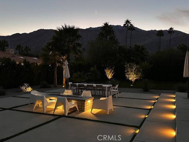 Palm Springs, CA 92262,723 E Vereda Sur