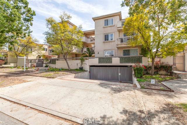 Glendale, CA 91207,400 Cameron PL 105