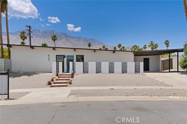 Palm Springs, CA 92262,625 N Juanita DR