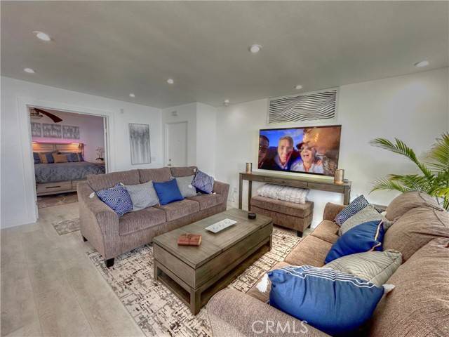 San Clemente, CA 92672,420 Monterey LN 3D