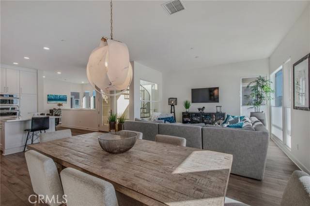 Dana Point, CA 92629,2353 Doheny WAY