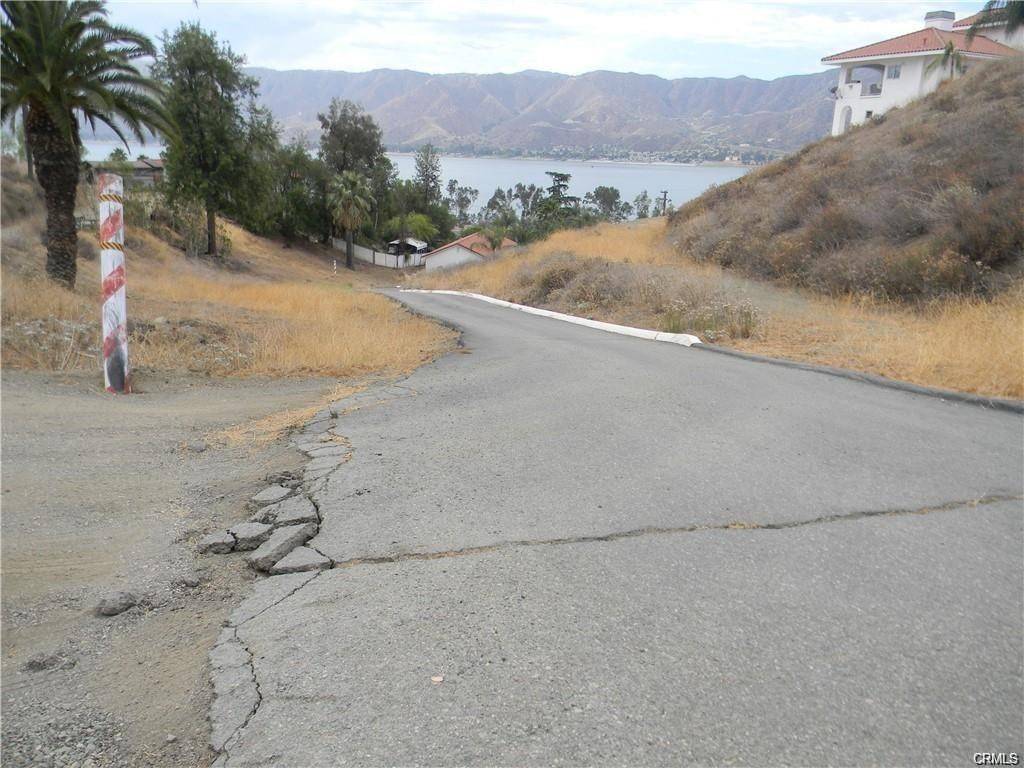 Lake Elsinore, CA 92530,0 LakeView Ave