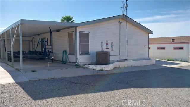 Needles, CA 92363,205 Thunderbird LN 2