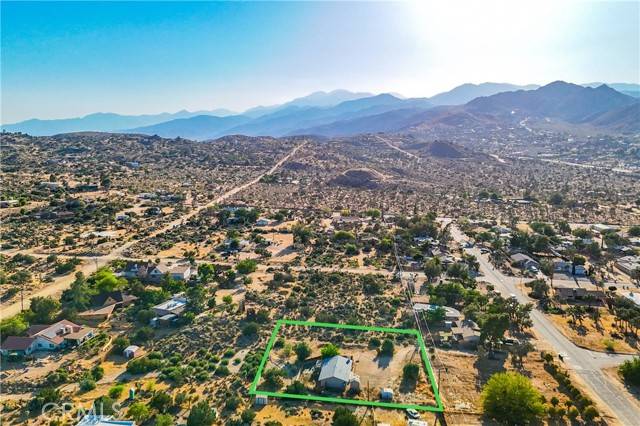 Yucca Valley, CA 92284,7833 Shawnee TRL