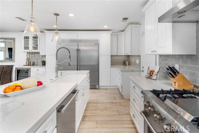 Newport Beach, CA 92663,3231 Clay ST