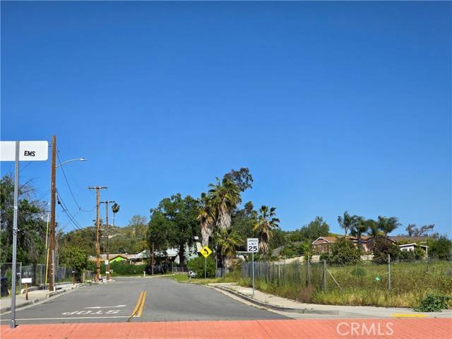 Riverside, CA 92503,0 Selkirk