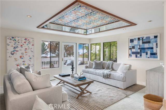 Palos Verdes Estates, CA 90274,991 Paseo La Cresta